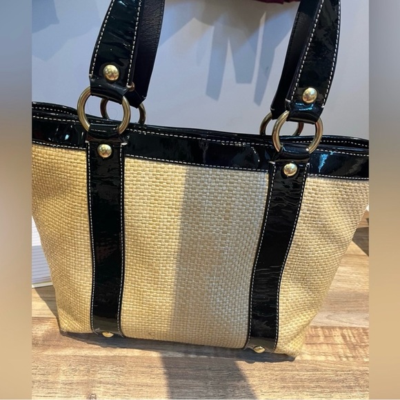 Coach EUC Princess Street Raffia and Patent Leather Legacy Tote Bag - Picture 9 of 15